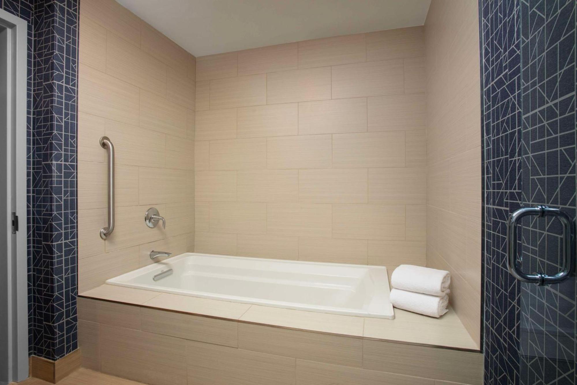 Homewood Suites By Hilton Alexandria Exterior foto
