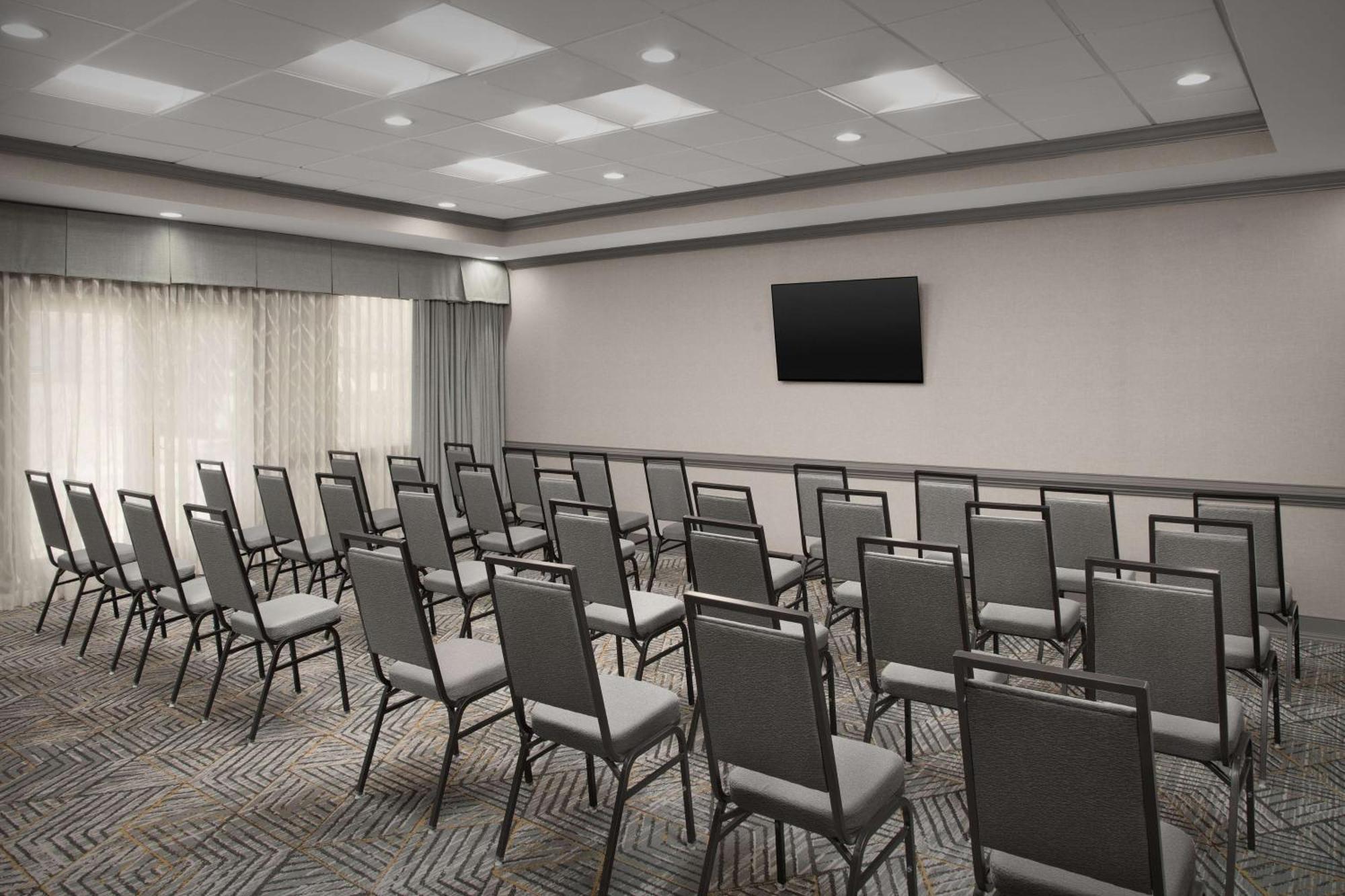 Homewood Suites By Hilton Alexandria Exterior foto